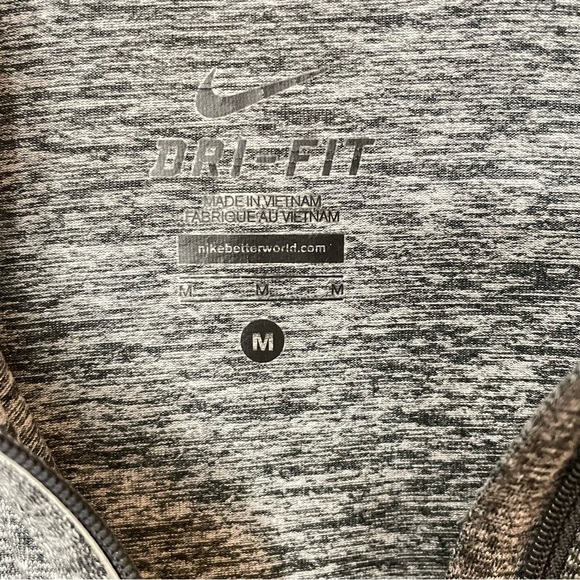 Nike Georgia Bulldogs Women's Quarter 1/4 Zip Dri-FIT Pullover Gray Red - Medium - Picture 7 of 8